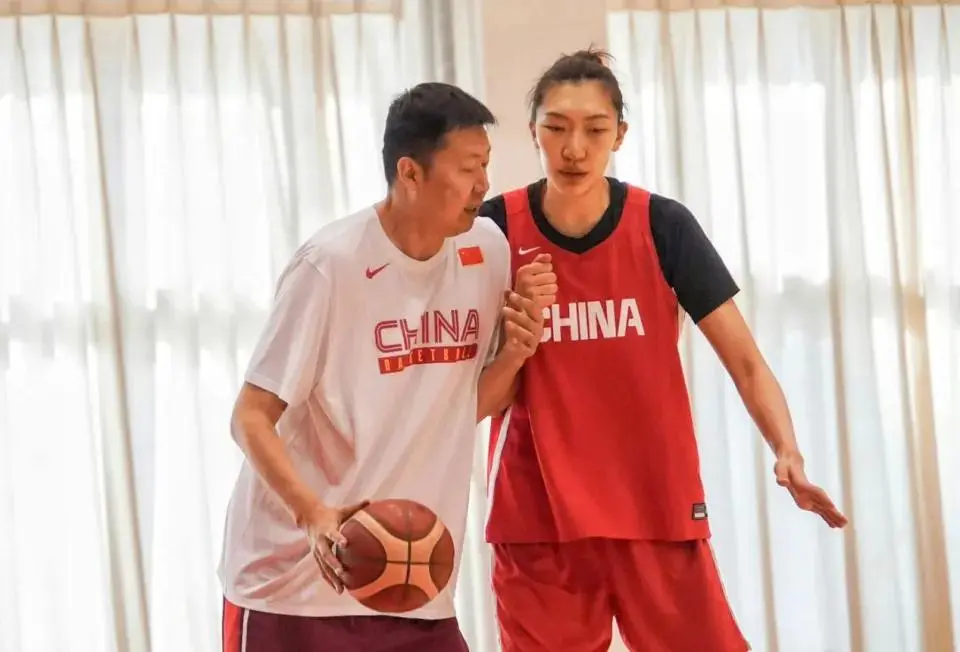 根据宫鲁鸣, 入国家队教 根据宫鲁鸣, 入国家队教