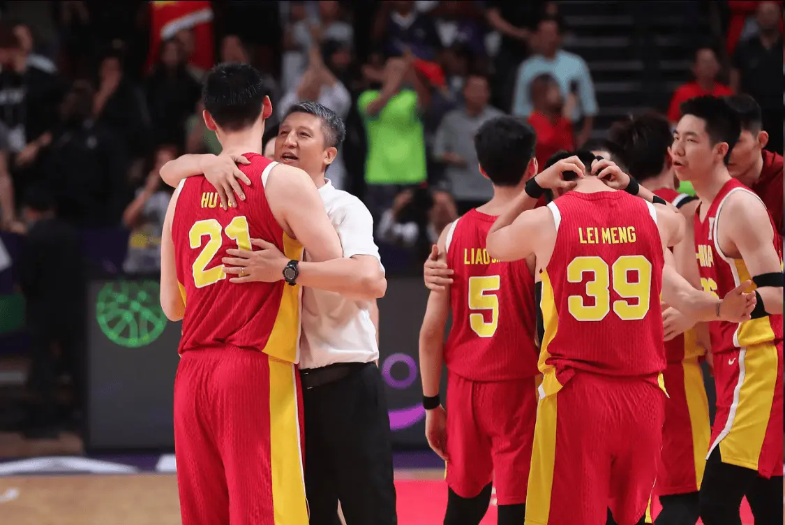 AA, 放在欧洲赛, 今夏的男篮 AA, 放在欧洲赛, 今夏的男篮