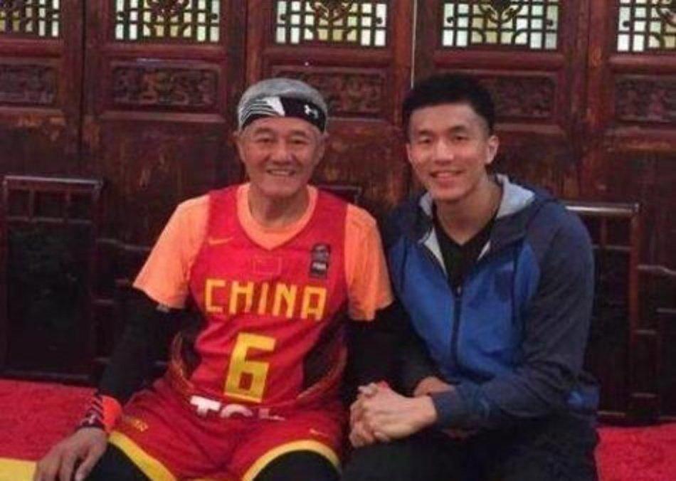 二话不说就 二话不说就