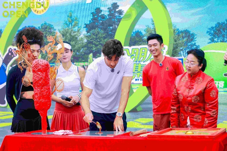 记者, 如此热闹的 记者, 如此热闹的