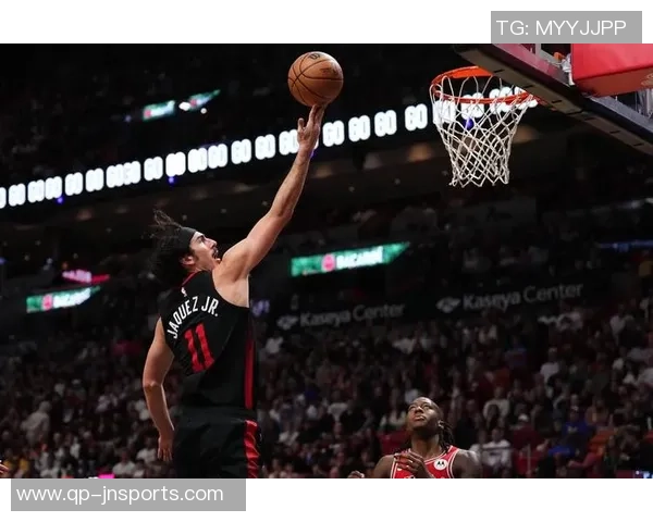 2021年NBA季后赛篮网对热火精彩第四节回放全景解析与精彩瞬间回顾